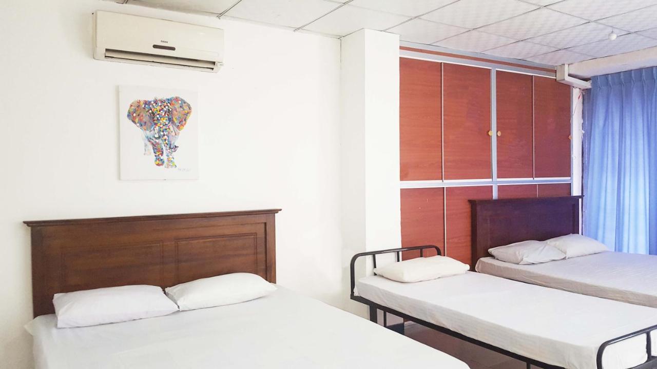 The Beehive Colombo Exterior foto
